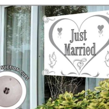 ΣΗΜΑΙΑ ΤΟΙΧΟΥ JUST MARRIED 1,50X1,00CM